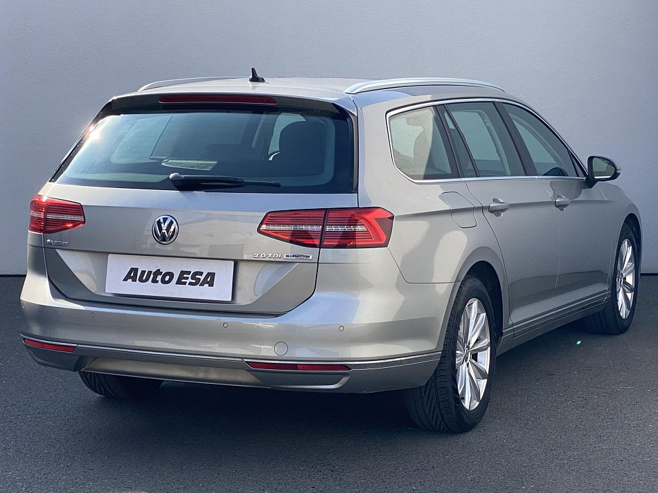 Volkswagen Passat 2.0 TDi Highline
