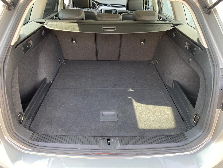 Volkswagen Passat 2.0 TDi Highline
