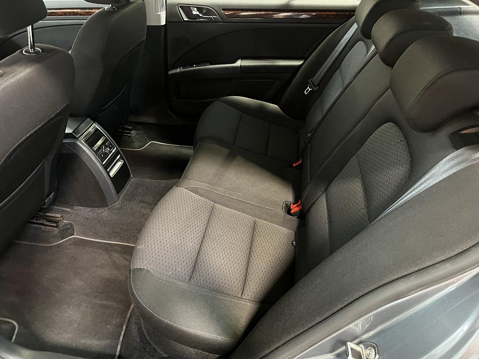 Škoda Superb II 2.0 TDi 