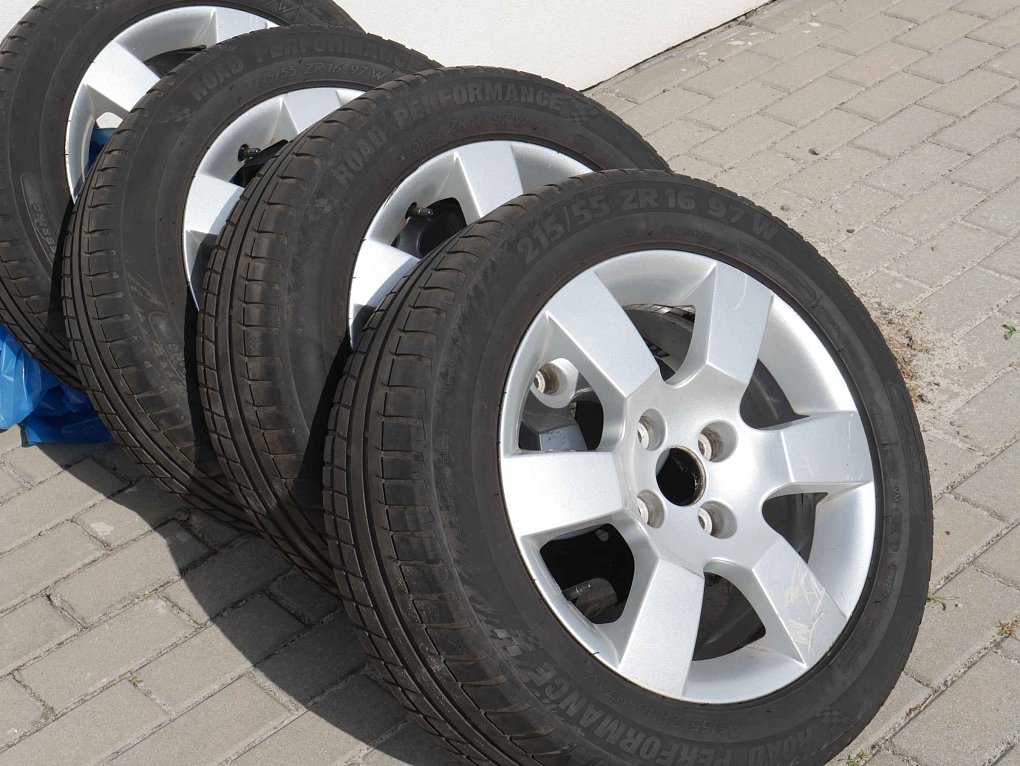 Peugeot 5008 1.6HDi Allure