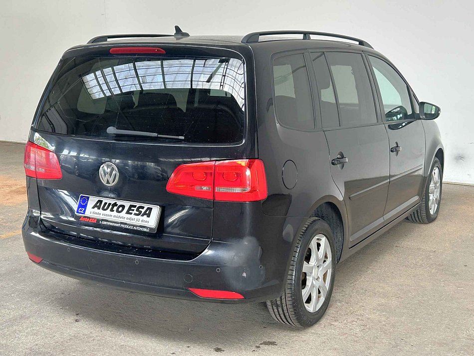 Volkswagen Touran 1.6 TDi 