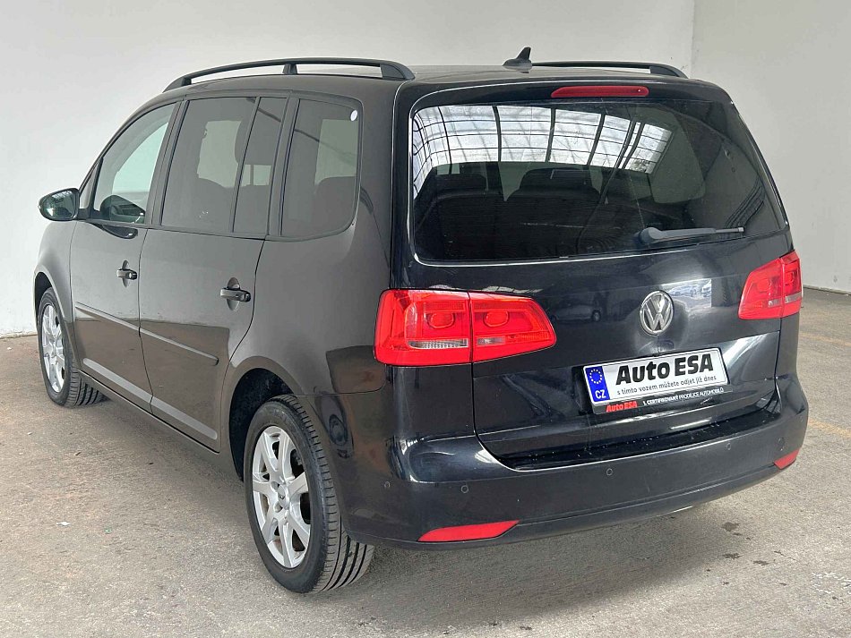 Volkswagen Touran 1.6 TDi 