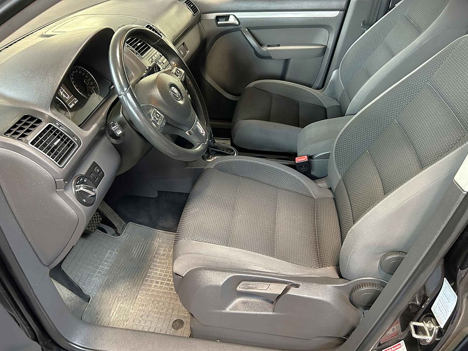 Volkswagen Touran 1.6 TDi 