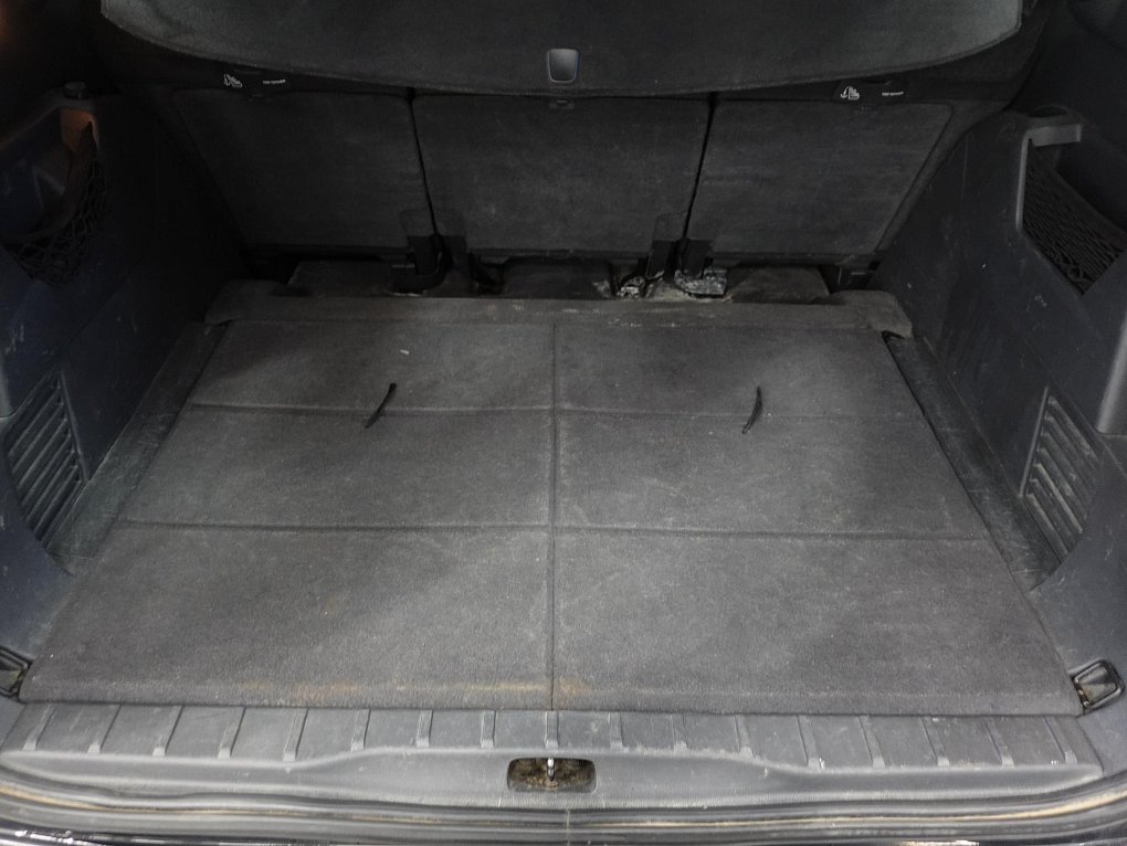 Peugeot 5008 1.6 HDi 