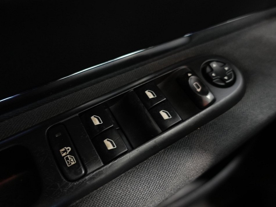 Peugeot 5008 1.6 HDi 