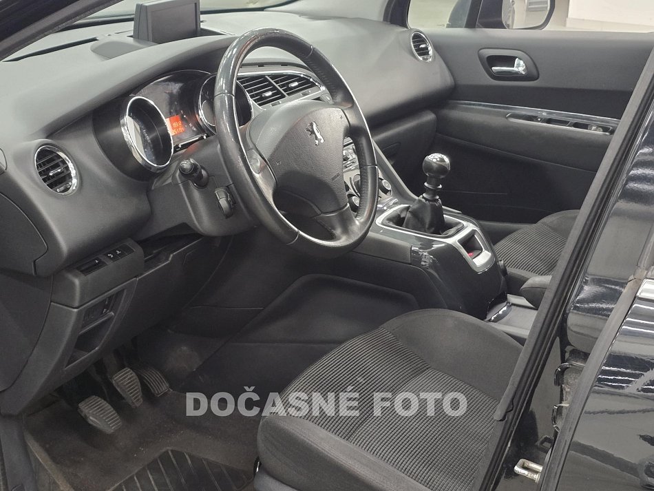 Peugeot 5008 1.6hdi 