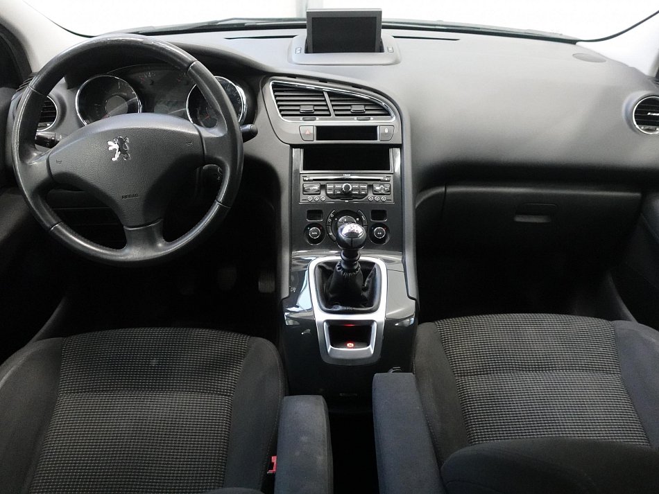 Peugeot 5008 1.6 HDi 
