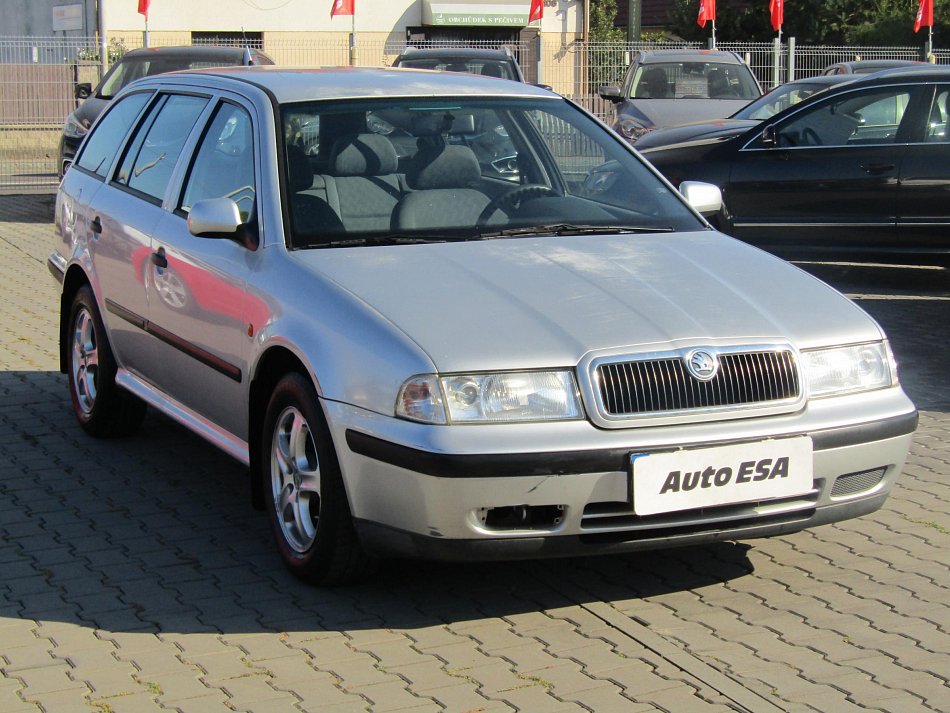 Škoda Octavia 1.6i SLX