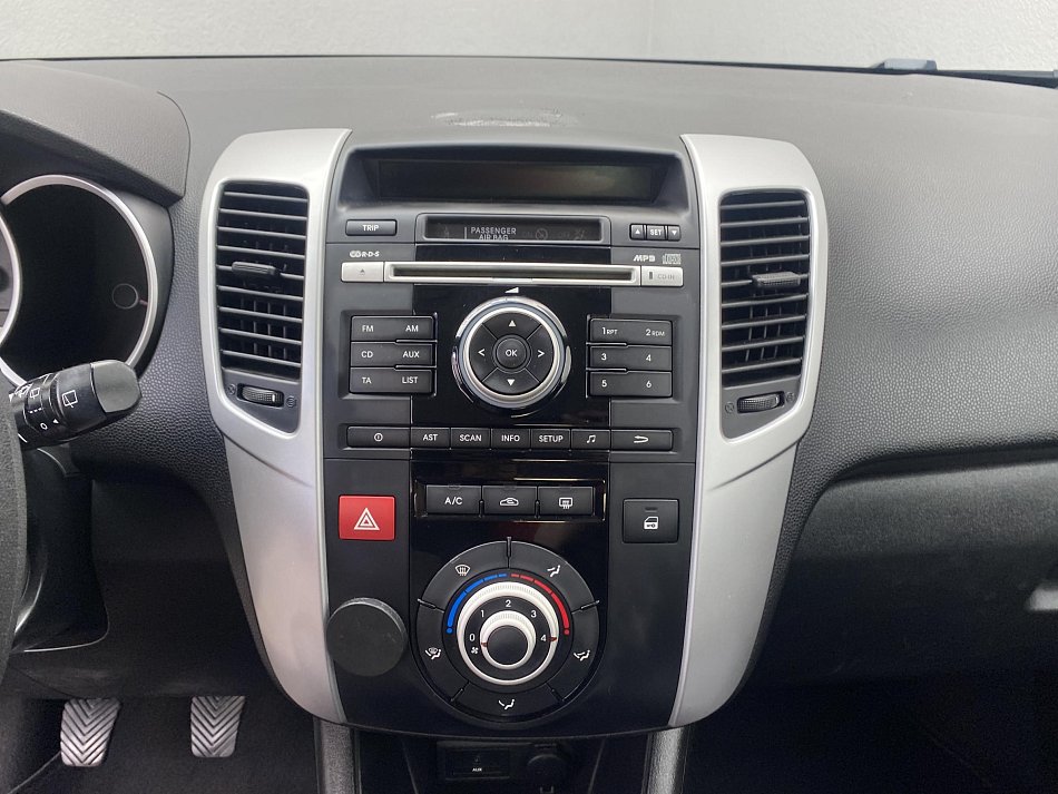 Kia Venga 1.4i 