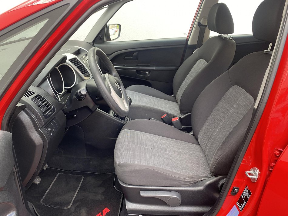 Kia Venga 1.4i 
