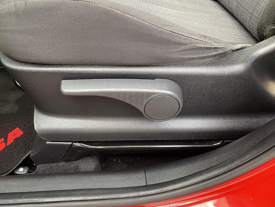 Kia Venga 1.4i 