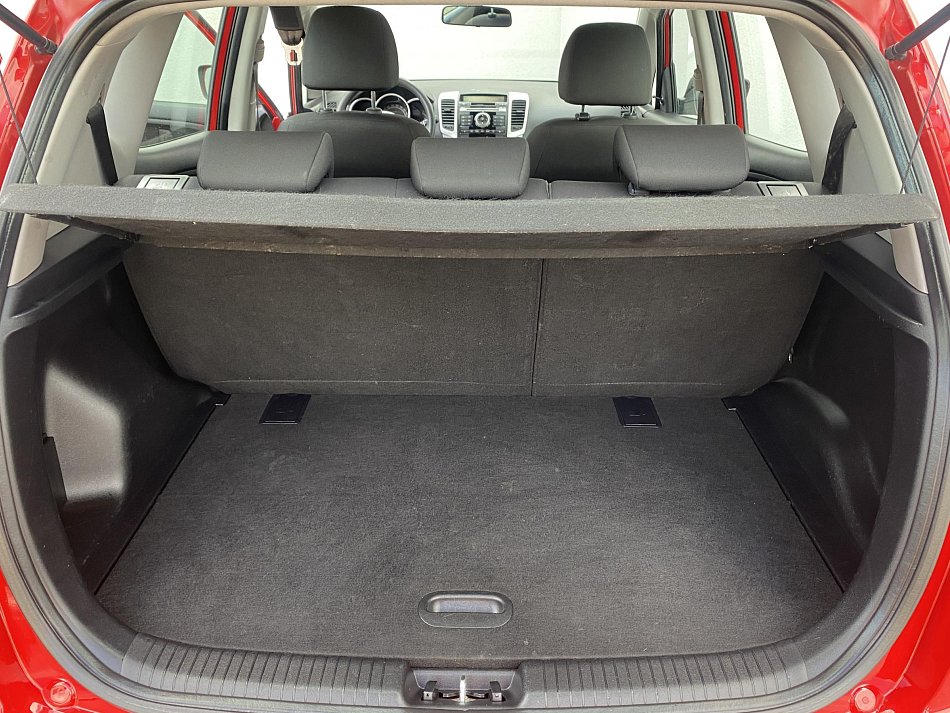 Kia Venga 1.4i 