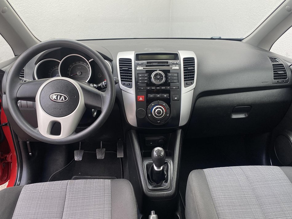 Kia Venga 1.4i 