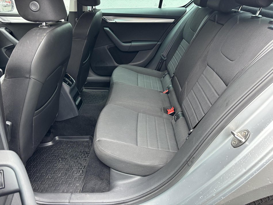 Škoda Octavia III 2.0 TDi Style