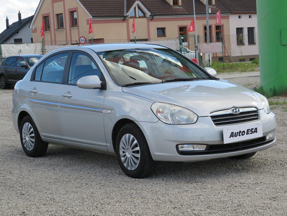 Hyundai Accent 1.4i 