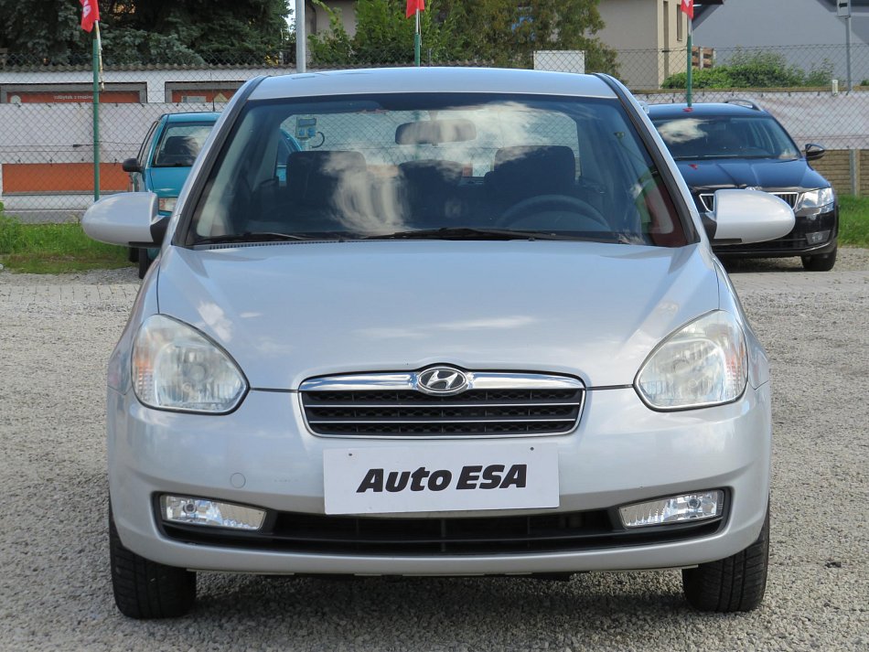 Hyundai Accent 1.4i 