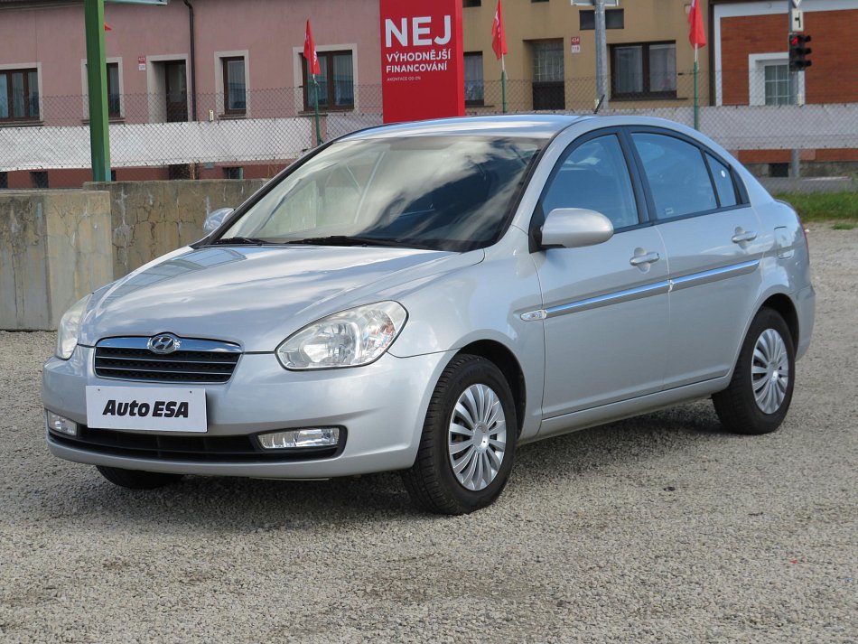 Hyundai Accent 1.4i 