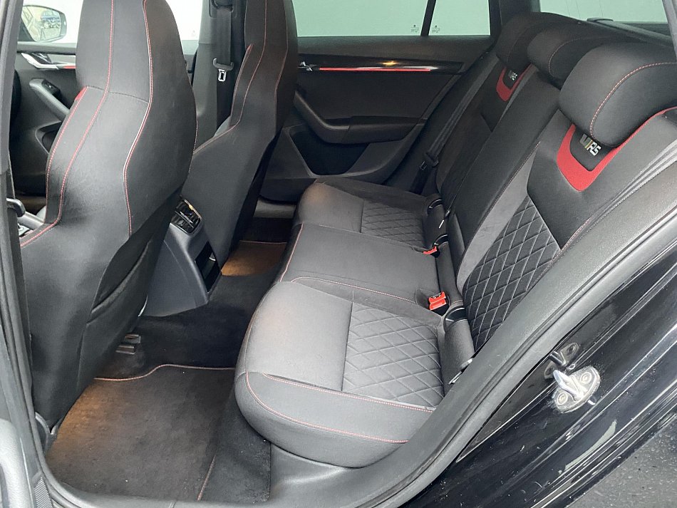 Škoda Octavia III 2.0 TDi RS Challange 4x4