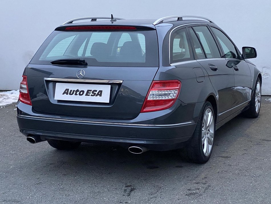 Mercedes-Benz Třída C 3.0i Avantgarde C280