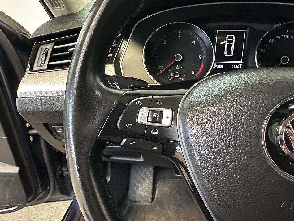 Volkswagen Passat 2.0TDi 