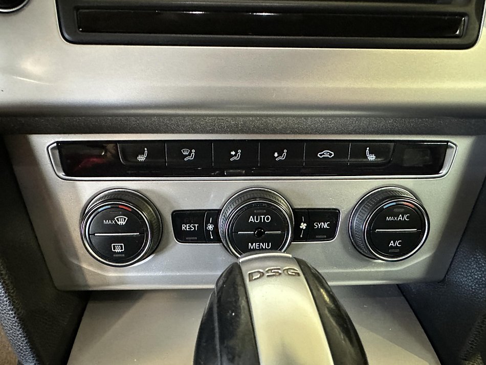 Volkswagen Passat 2.0TDi 