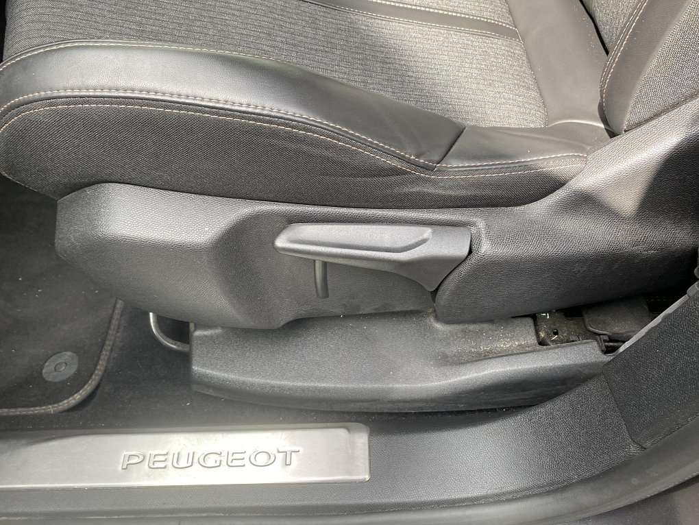 Peugeot 5008 1.5 HDi GT Line