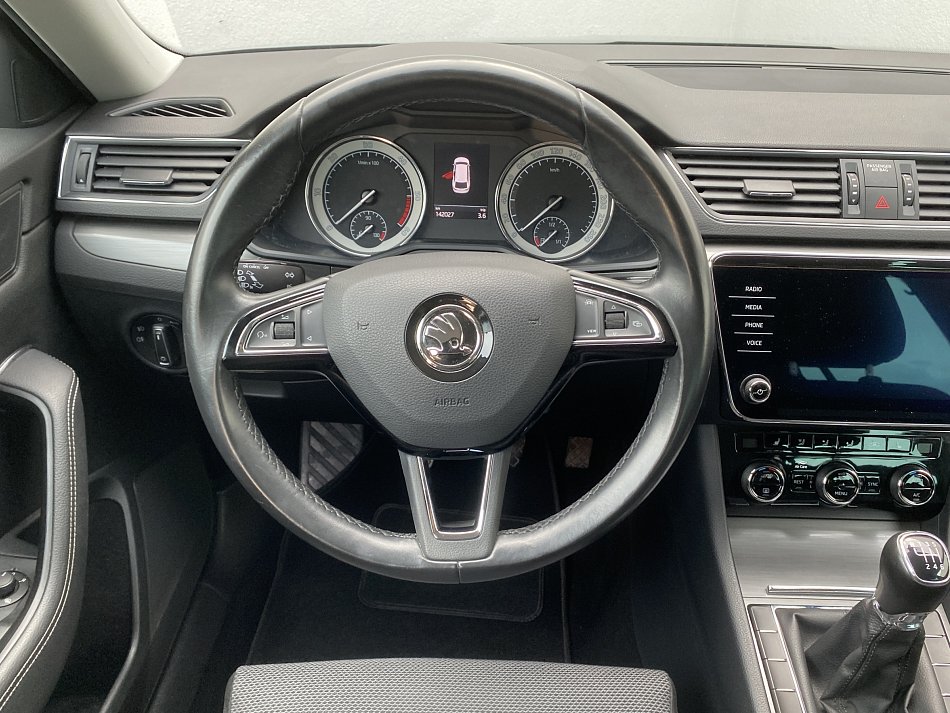 Škoda Superb III 2.0 TDi Style