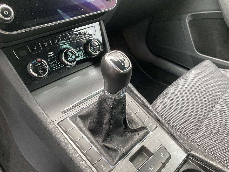 Škoda Superb III 2.0 TDi Style