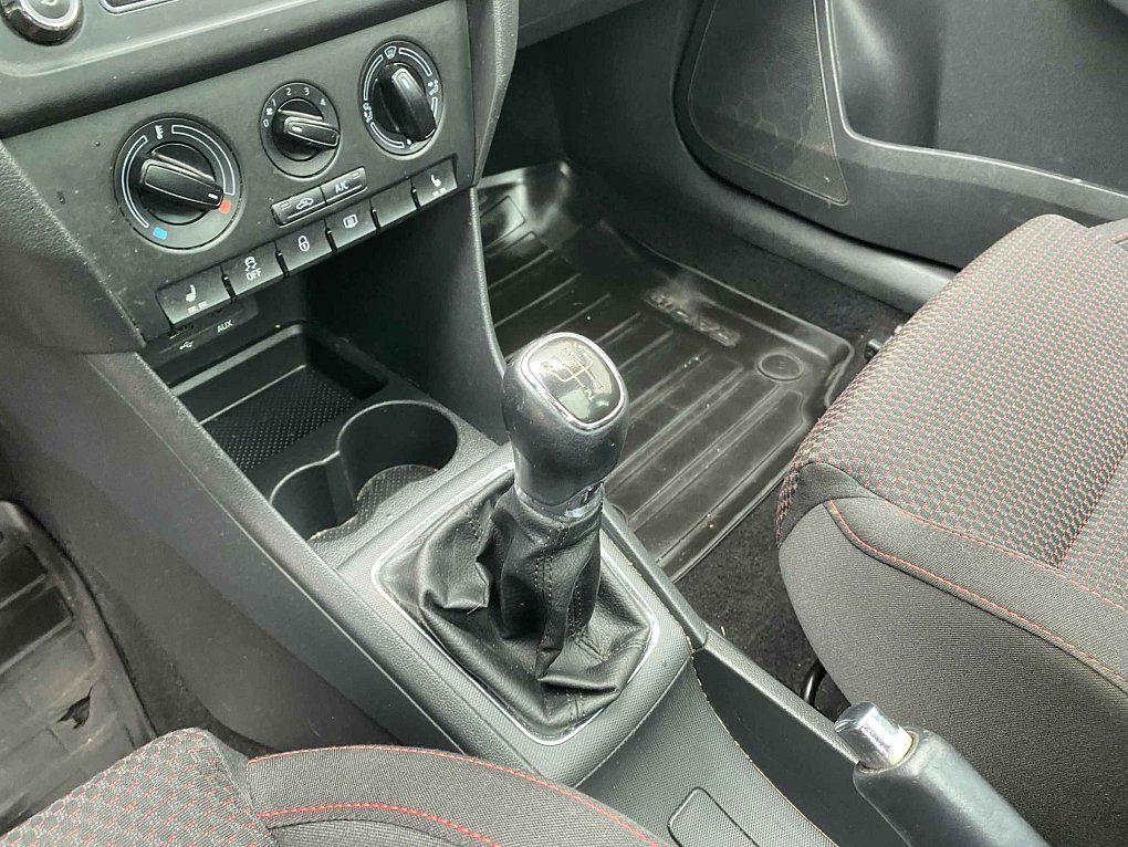 Škoda Rapid 1.6 TDi Sport