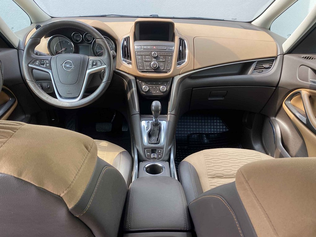 Opel Zafira 2.0 CDTi 