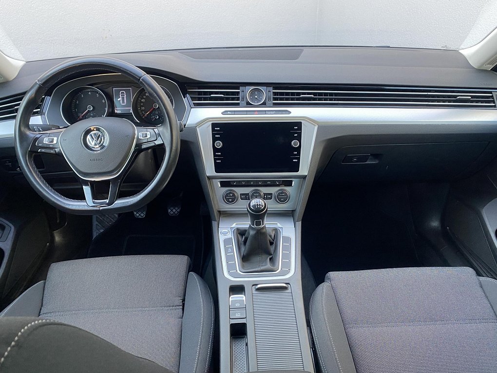 Volkswagen Passat 1.5 TSi Comfortline