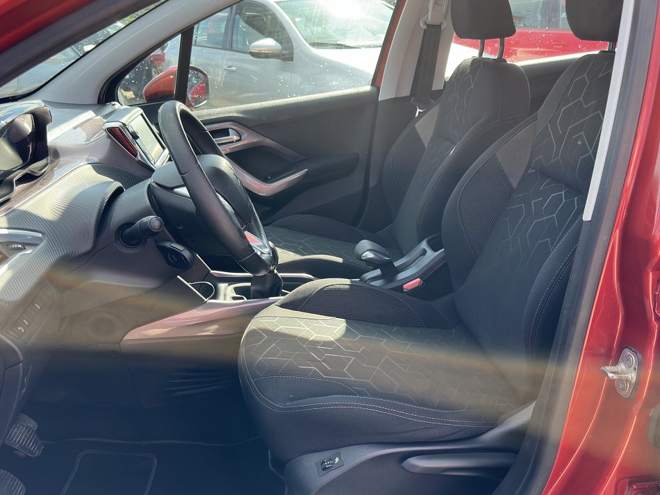Peugeot 2008 1.6 VTI 