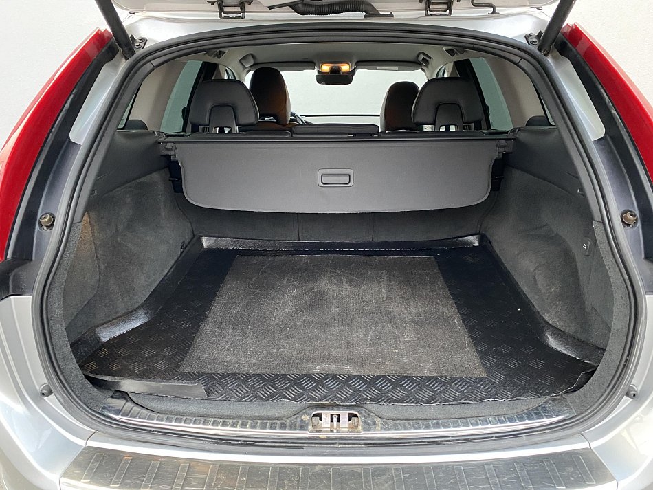 Volvo XC60 2.0 D4 Summum