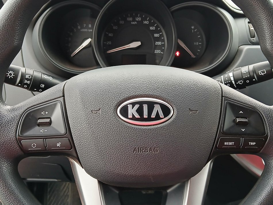 Kia Rio 1.2i 