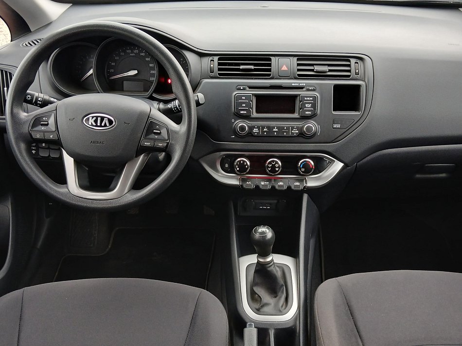 Kia Rio 1.2i 
