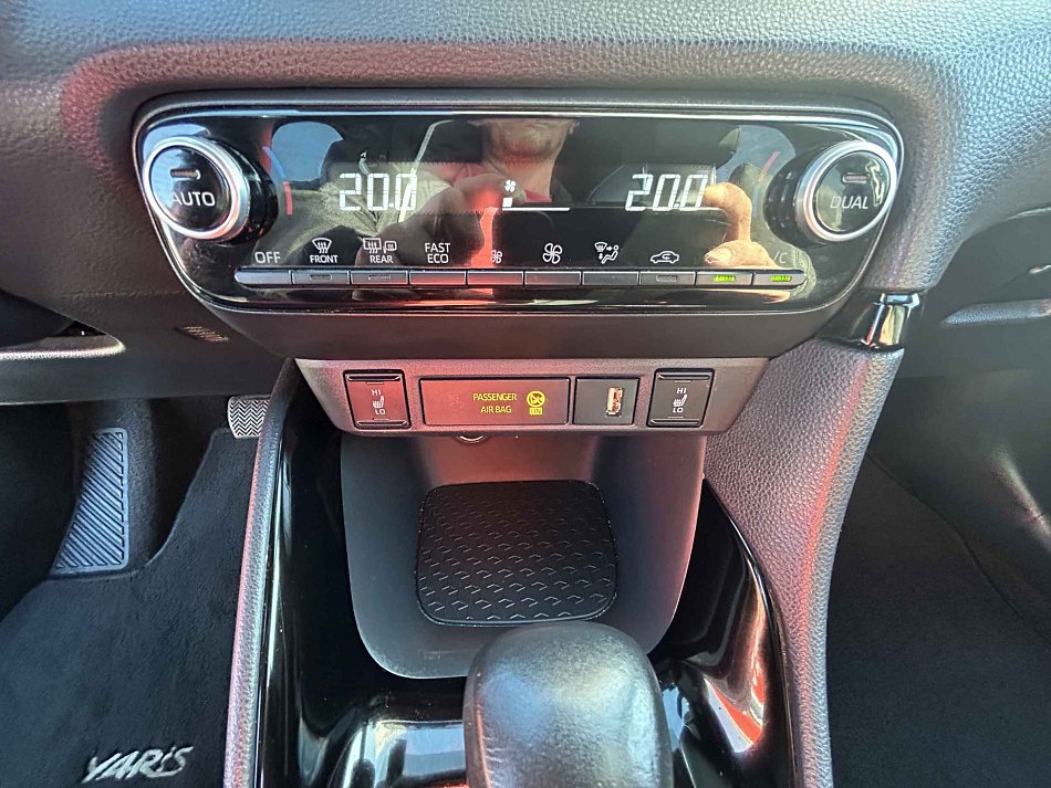 Toyota Yaris 1.5i Style