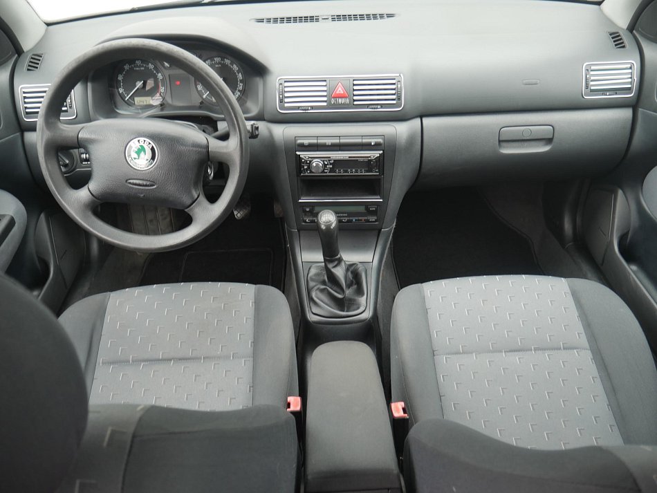 Škoda Octavia 1.6 MPI 