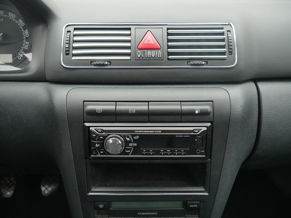Škoda Octavia 1.6 MPI 
