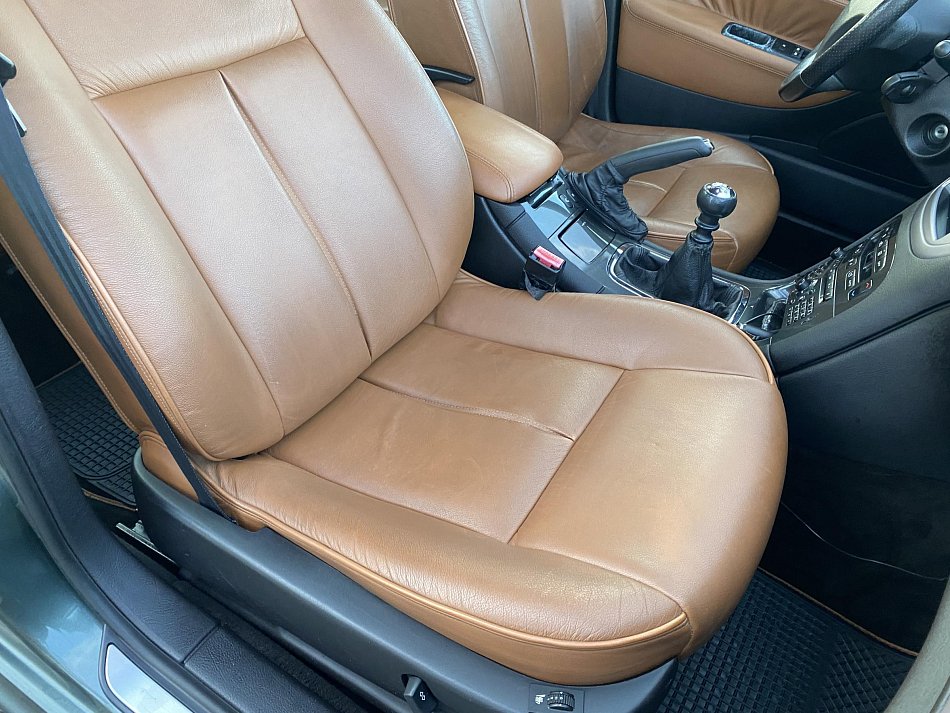 Peugeot 607 2.2 HDi 