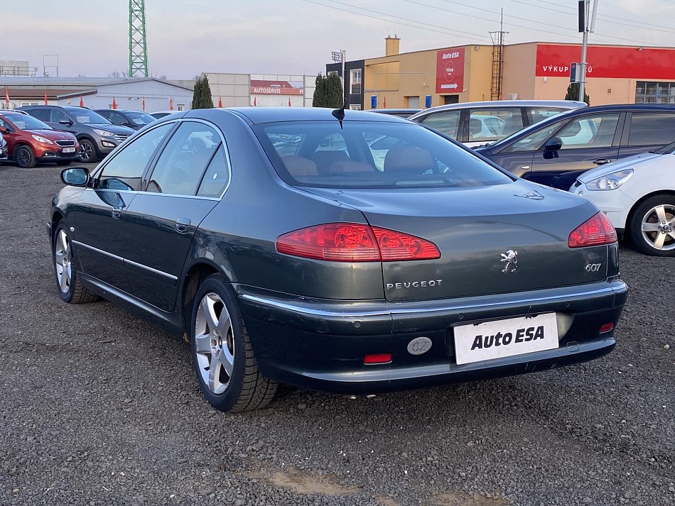 Peugeot 607 2.2 HDi 