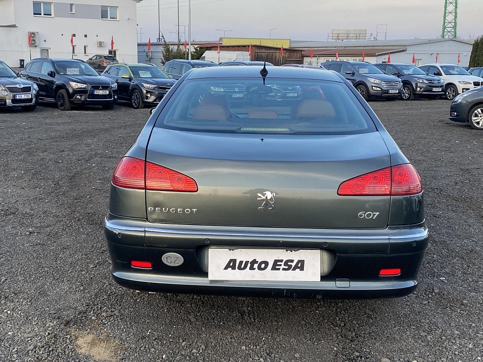 Peugeot 607 2.2 HDi 