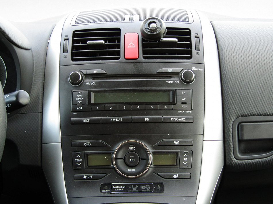 Toyota Auris 1.4 D-4D 