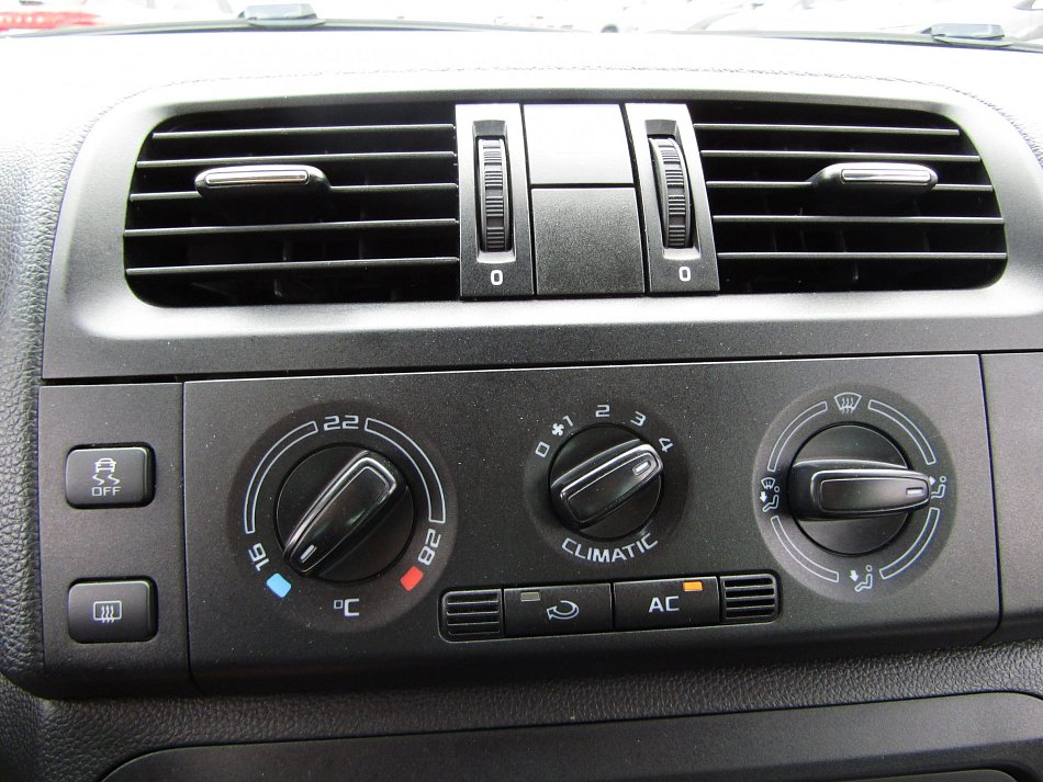 Škoda Fabia II 1.2 TSi Ambiente