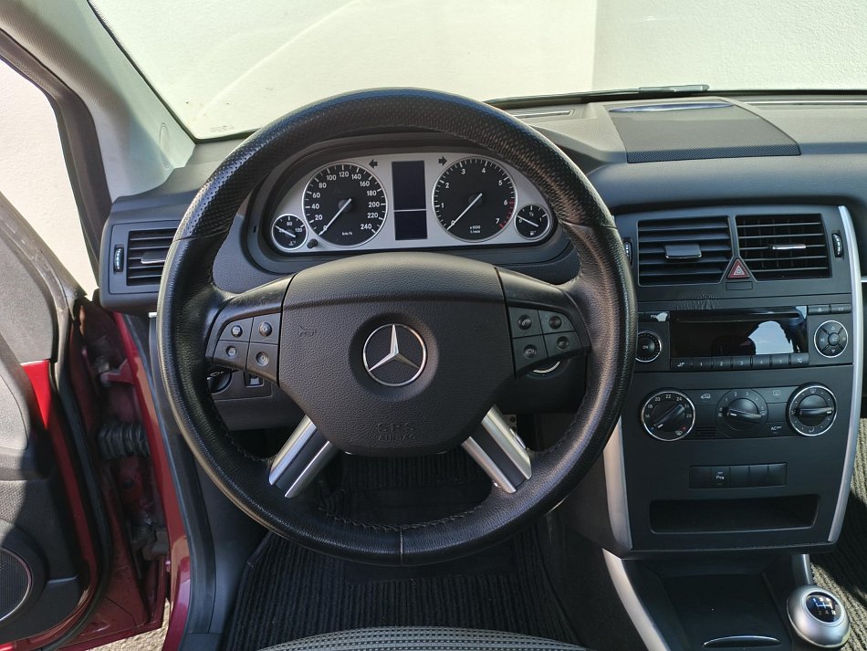 Mercedes-Benz Třída B 2.0i  B 200