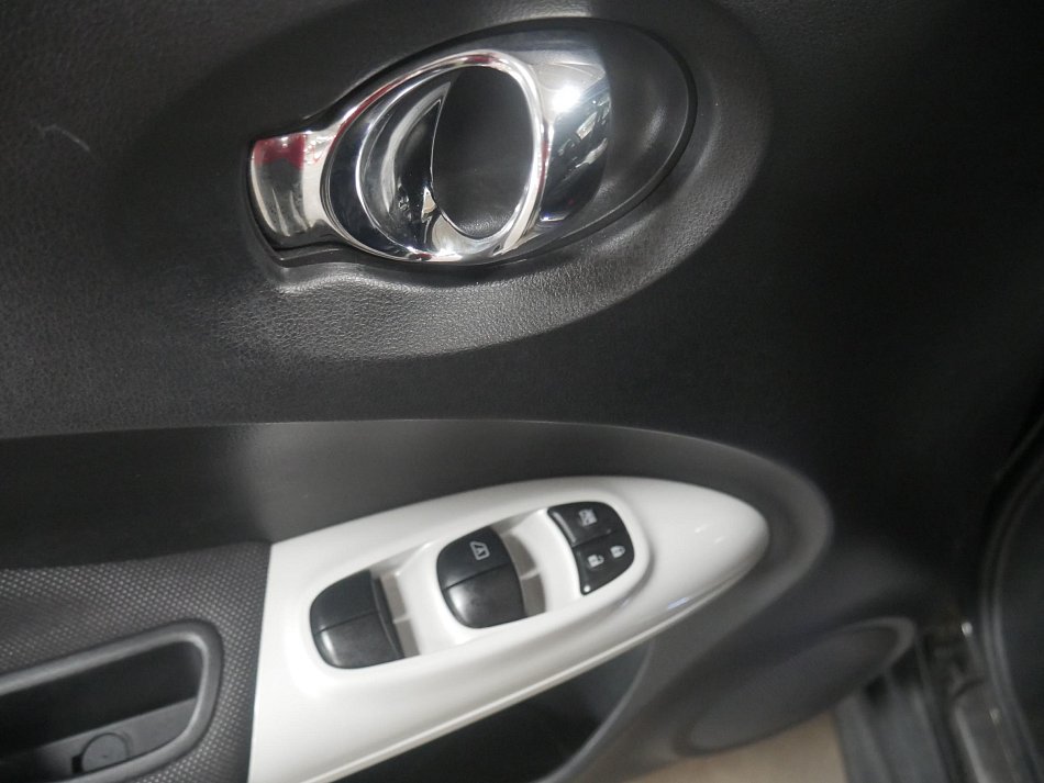 Nissan Juke 1.6i 
