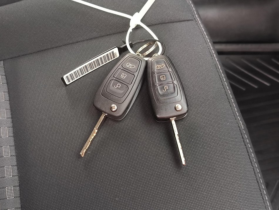 Ford Transit Custom 2.0TDCi Trend L2 9míst