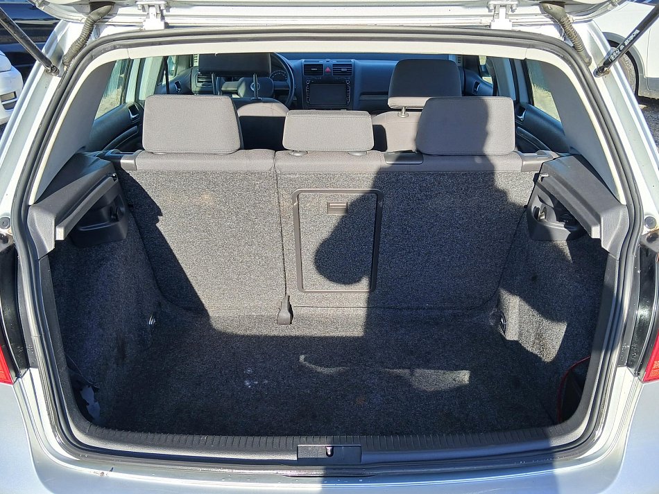 Volkswagen Golf 1.6i 