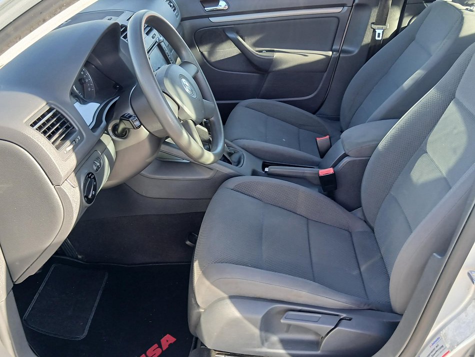 Volkswagen Golf 1.6i 