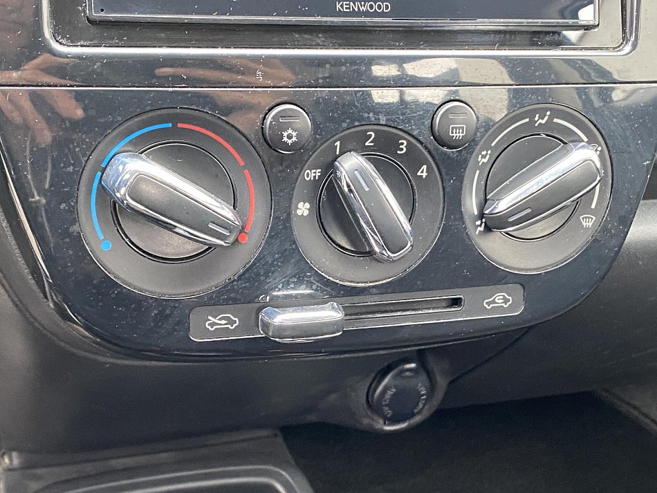 Mitsubishi Space Star 1.2 i 