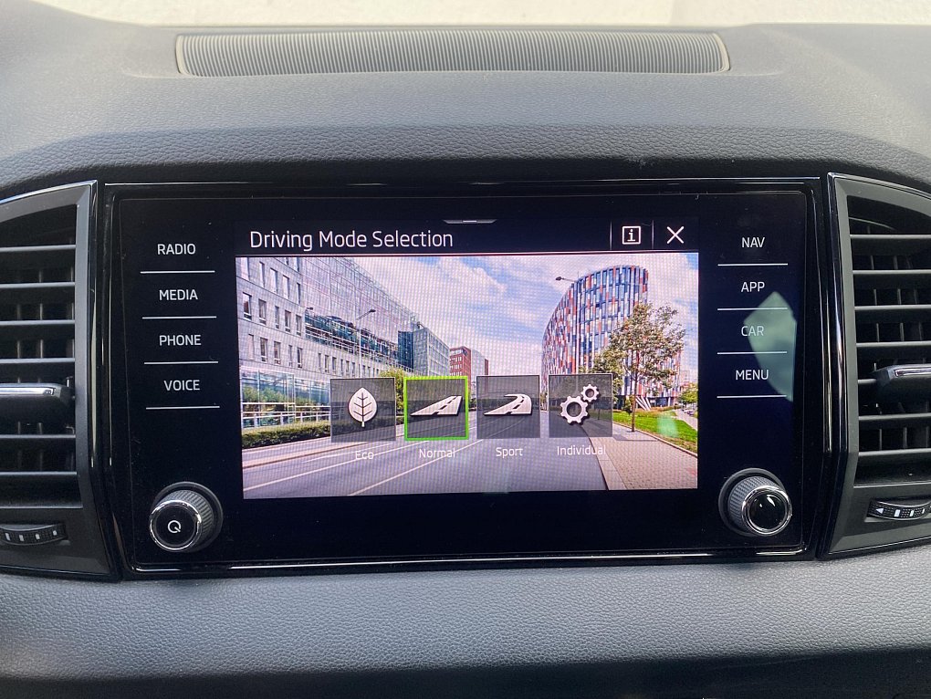 Škoda Karoq 1.5 TSi SportLine